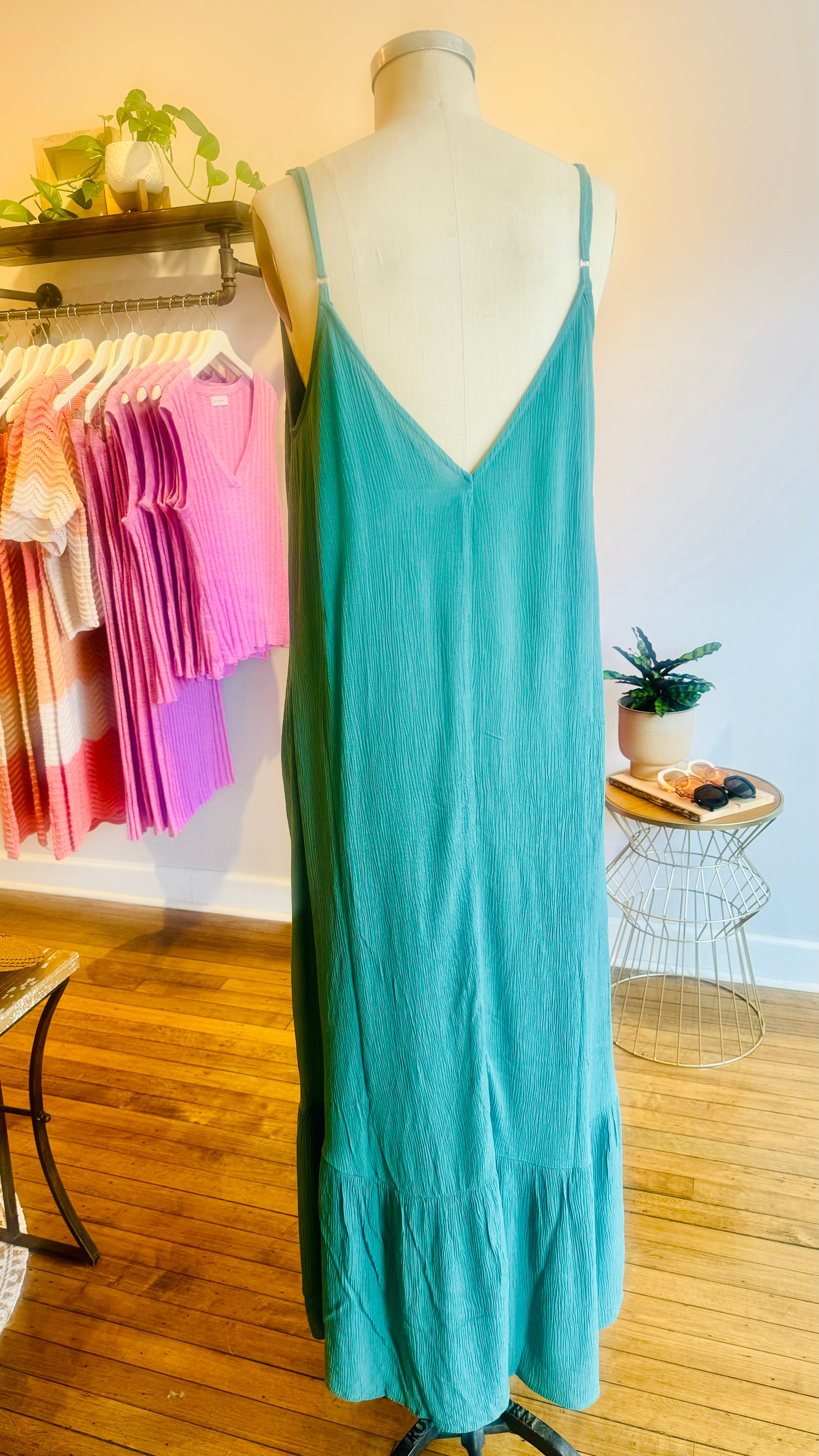 Sleeveless V-Neck Maxi Dress