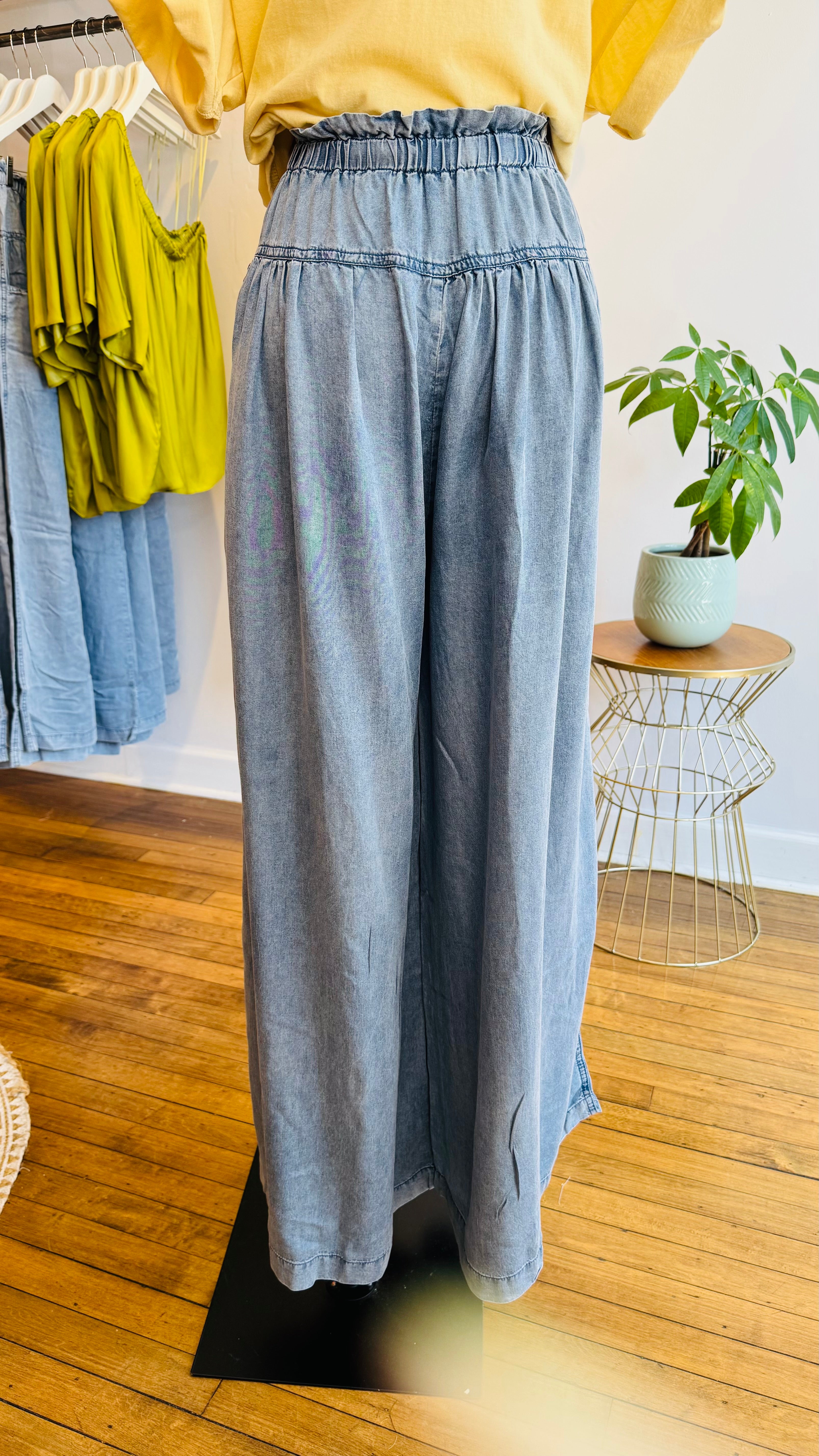 Tencel Wide-Leg Pant