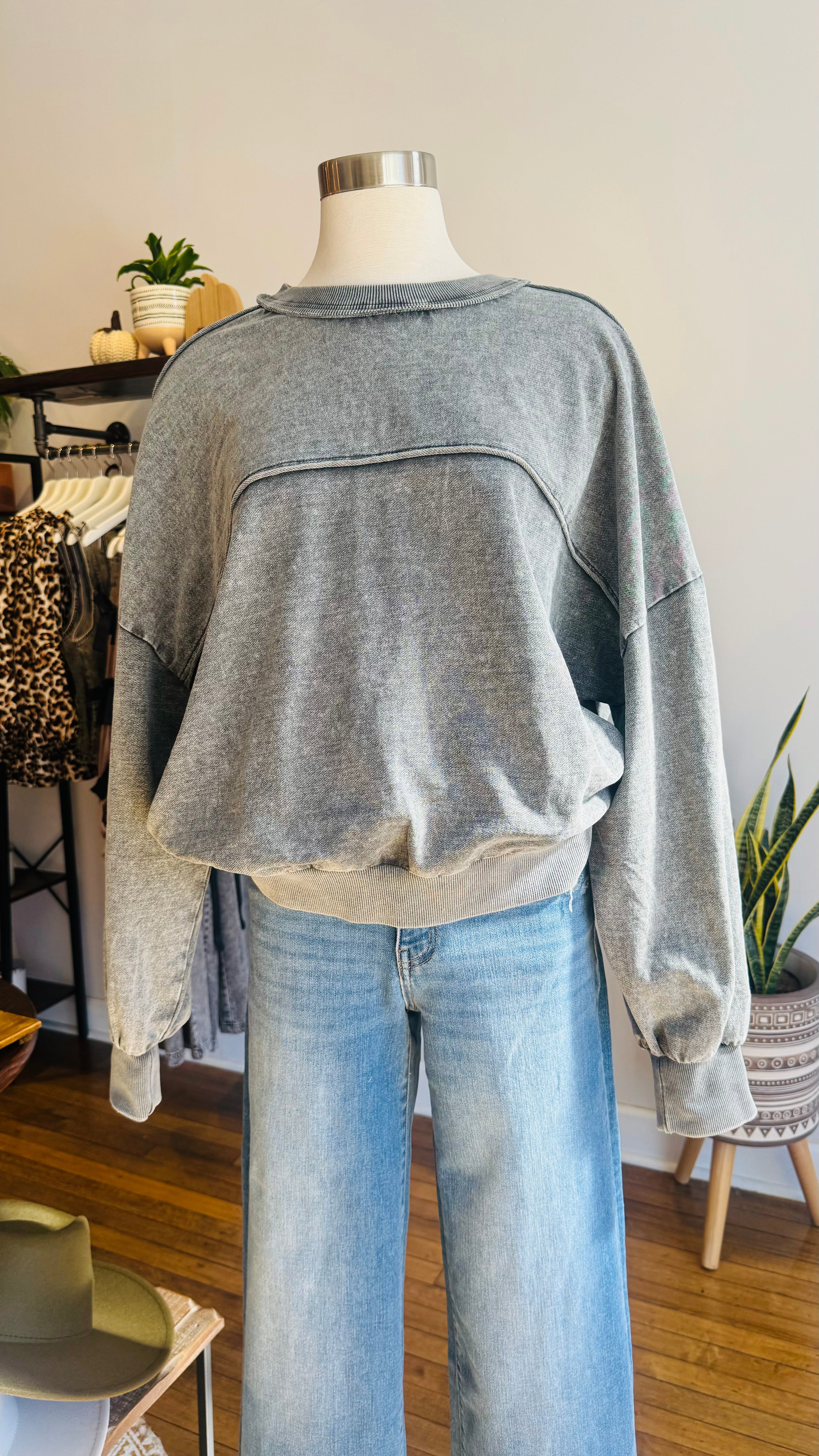Washed Pullover