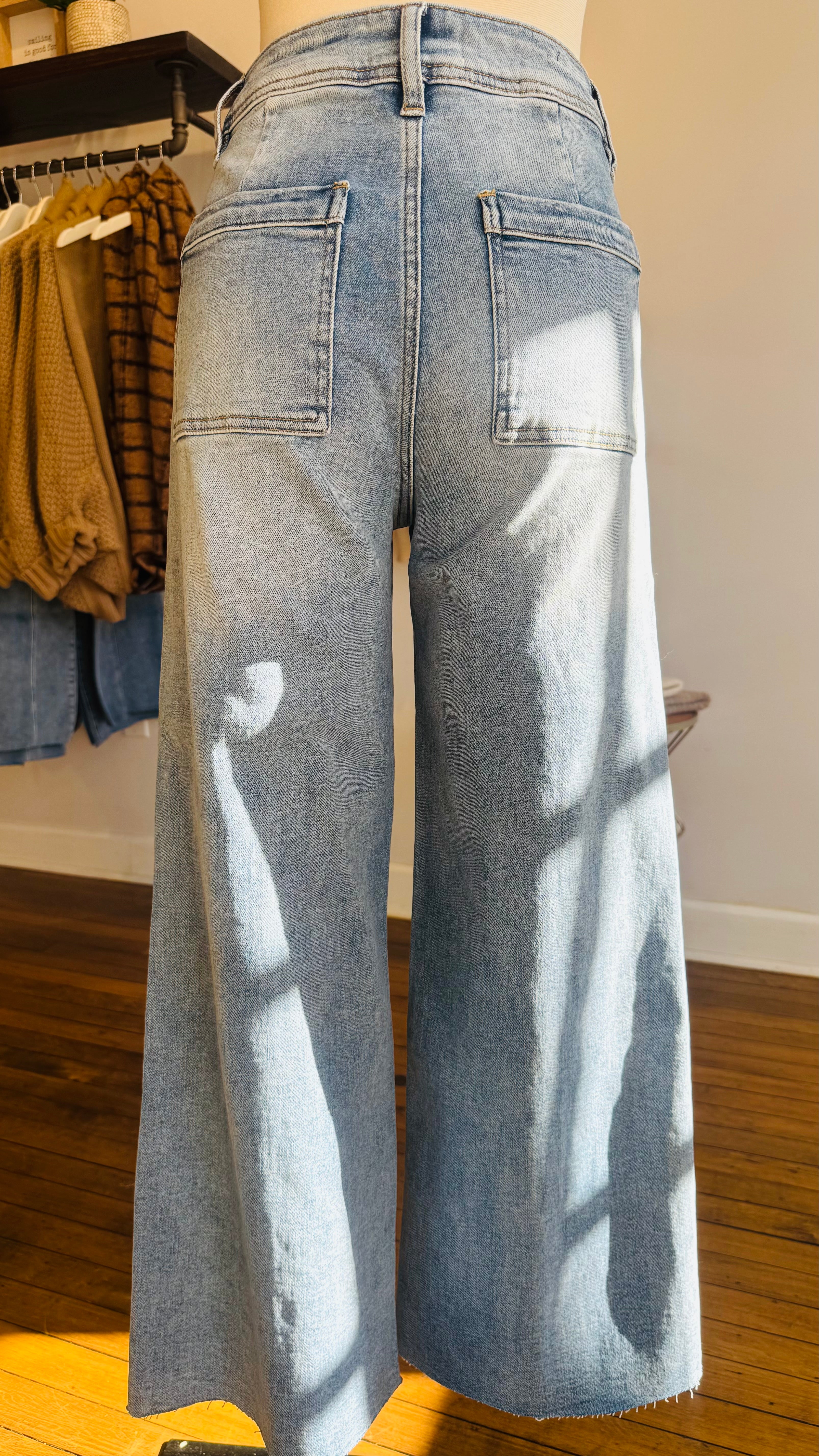 Cropped High Rise Jeans