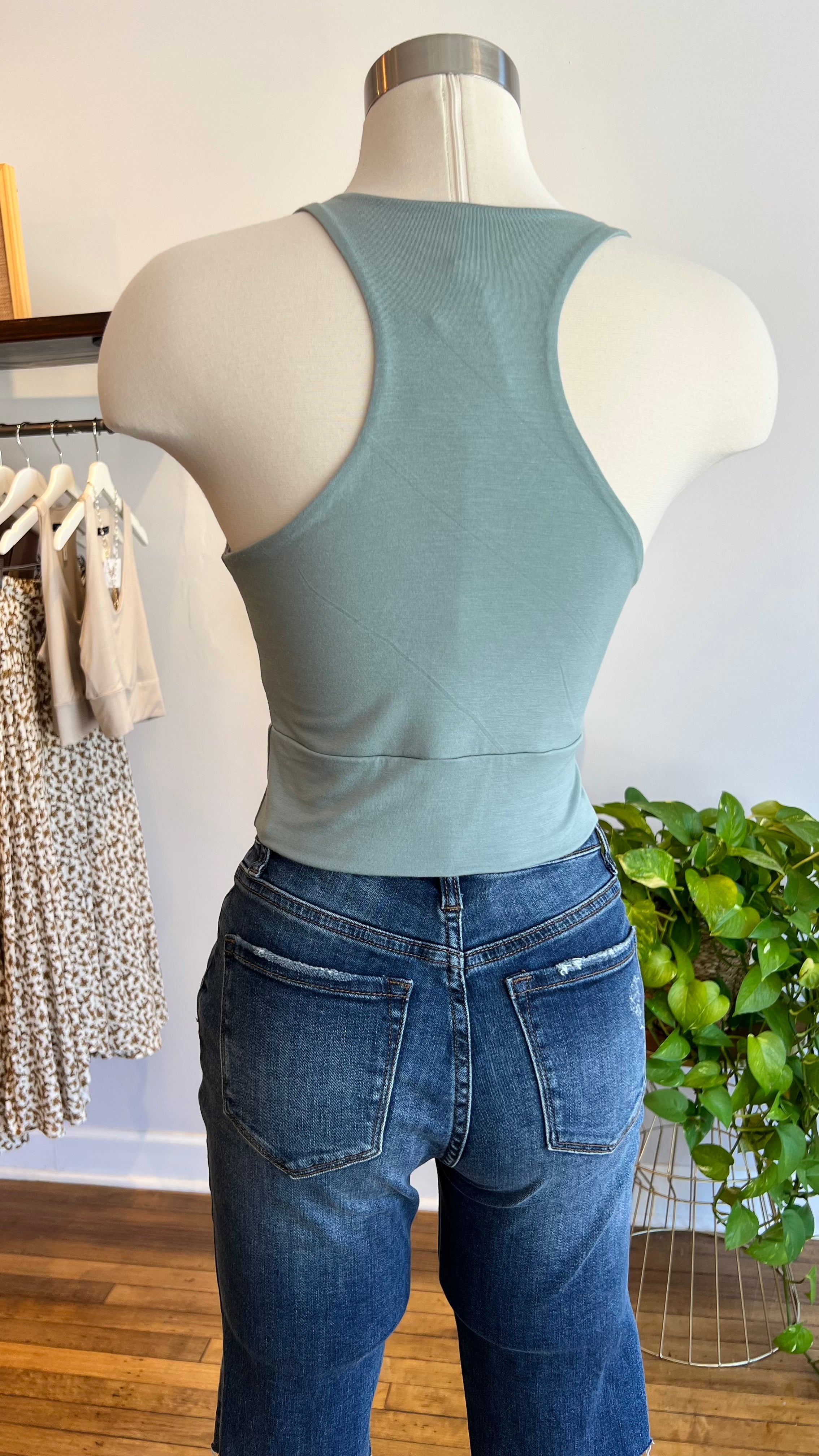 Double Layered Crop Tank Top
